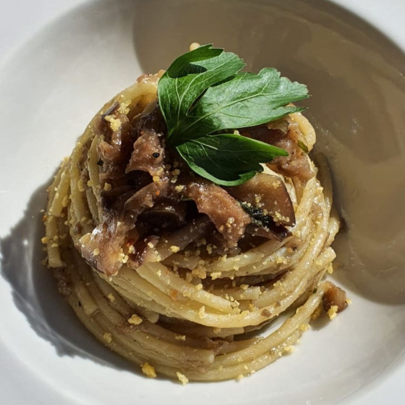 Spaghetti con melanzane