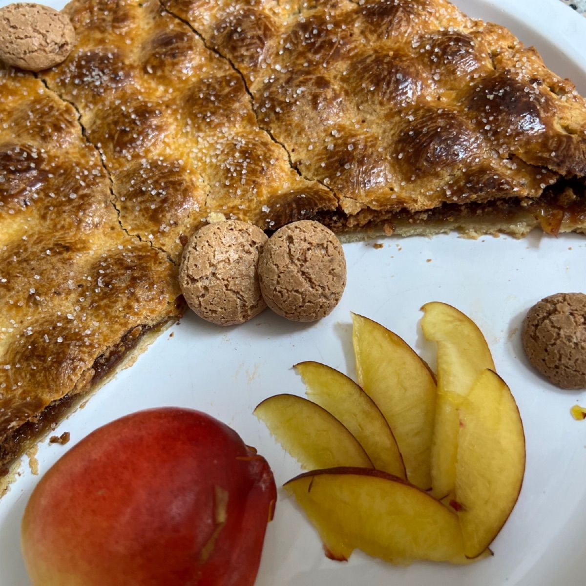 Torta amaretti e pesca.