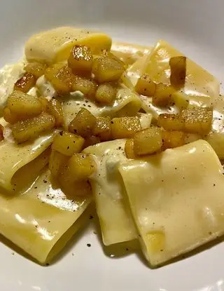 Ricetta Schiaffoni con crema di gorgonzola e pere caramellate di edorainoldi