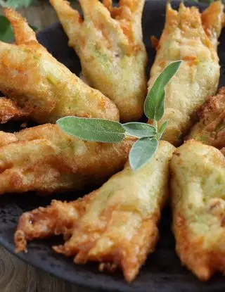 Ricetta Fiori di Zucca fritti con pastella alla Schweppes di profumodilimoniblog