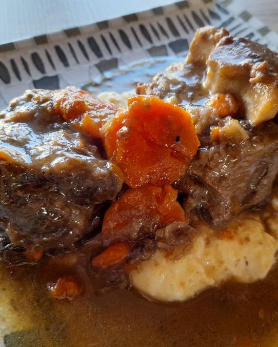 Rabo de toro estofado