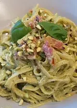 Ricetta Linguine con pesto veloce di pistacchi