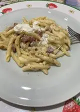 Ricetta Fusilli con crema di patate, pancetta e stracciatella.