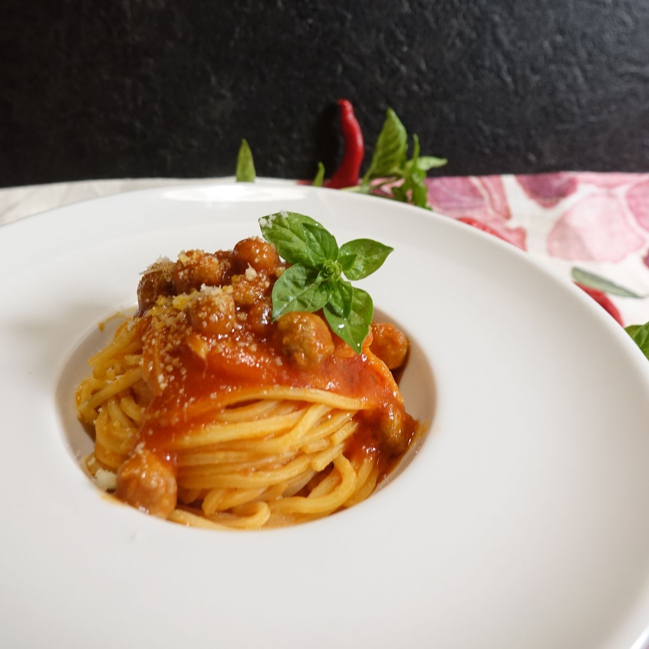 Spaghetti alla chitarra con le pallottine (cucina tipica teramana)