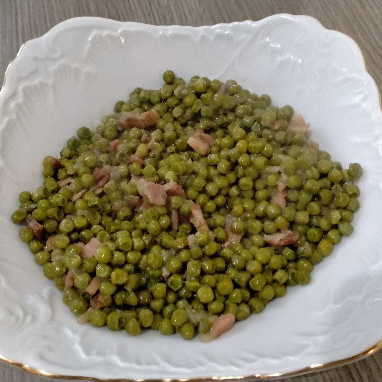 Piselli e pancetta