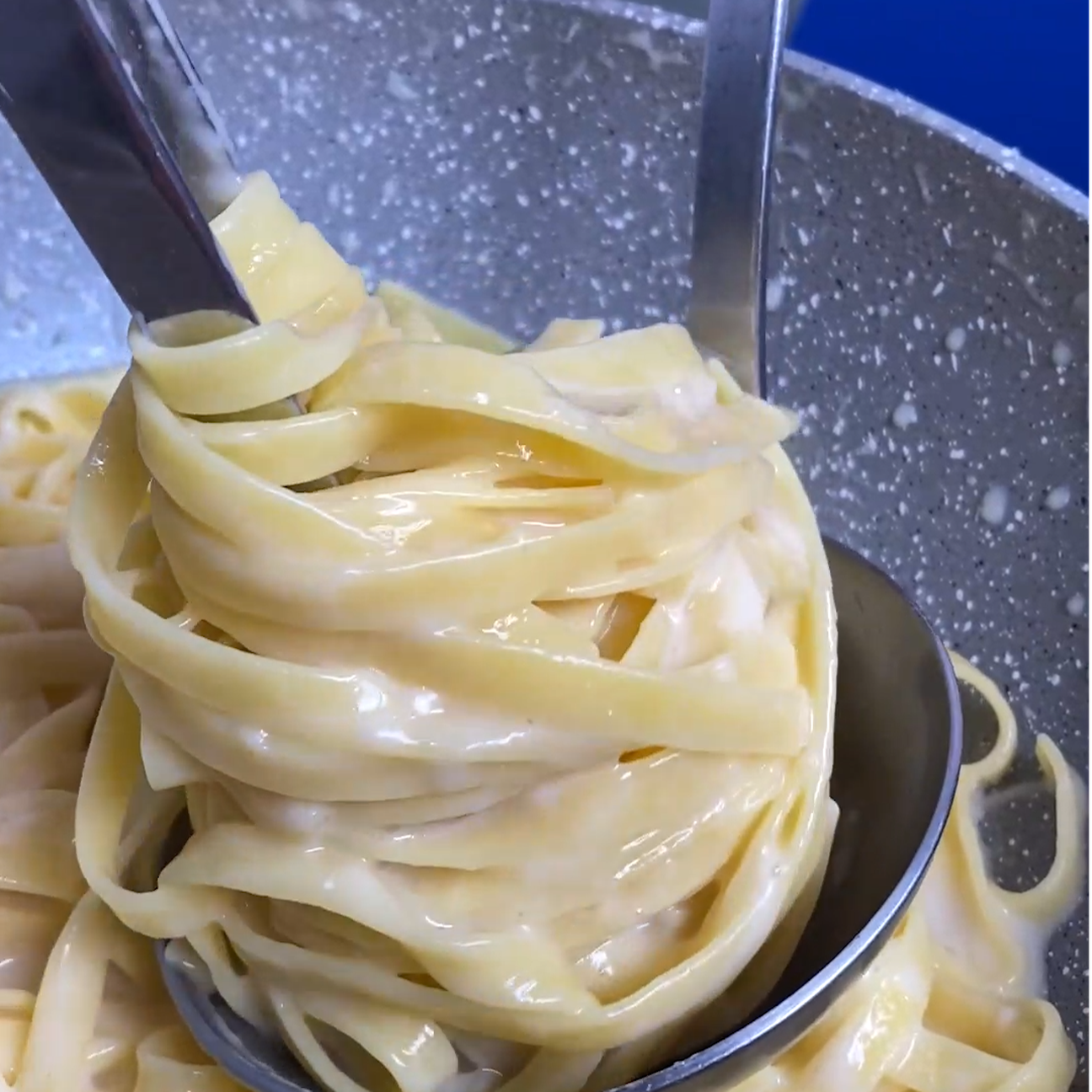 Fettuccine burro e parmigiano