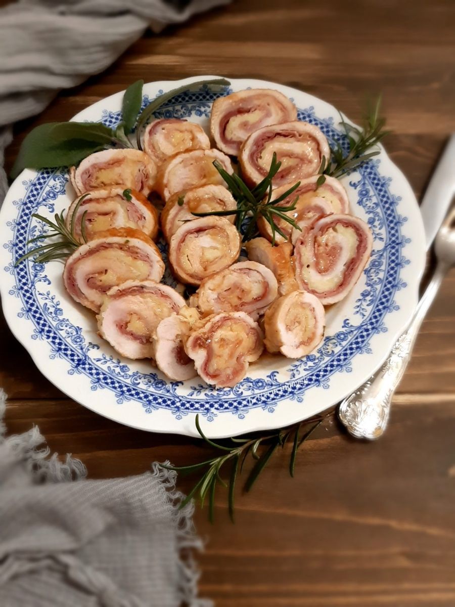 INVOLTINI DI POLLO FARCITI