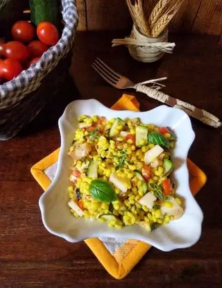 Ricetta INSALATA DI ORZO ALLA CURCUMA CON VERDURE FRESCHE di kettycucinooggi