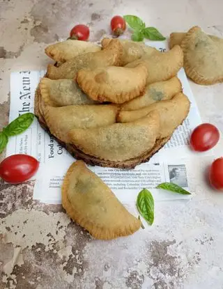 Ricetta PANZEROTTI CIMA DI RAPA E ACCIUGHE di kettycucinooggi