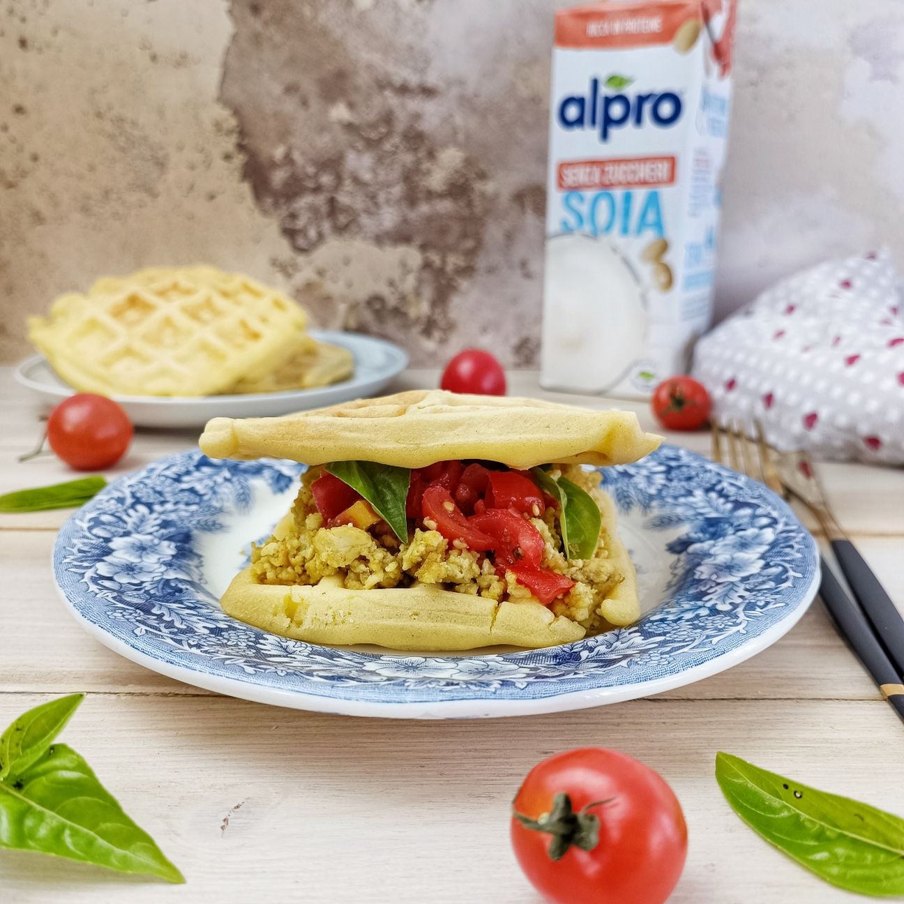 WAFFLE SANDWICH SALATO