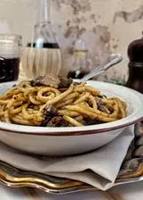 Ricetta BUCATINI AL RAGÙ DI AGNELLO CON FUNGHI PORCINI