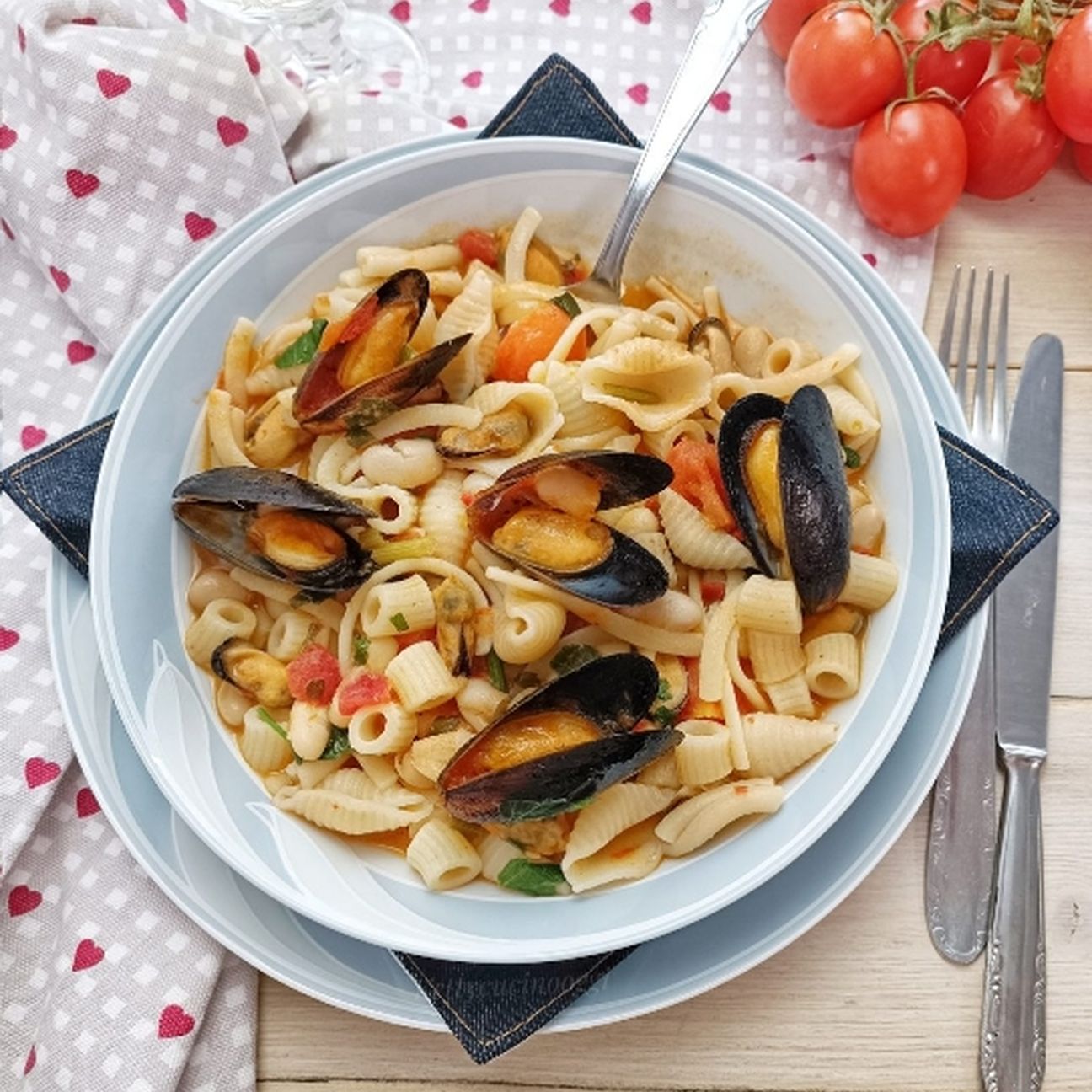 Pasta mista cozze e fagioli