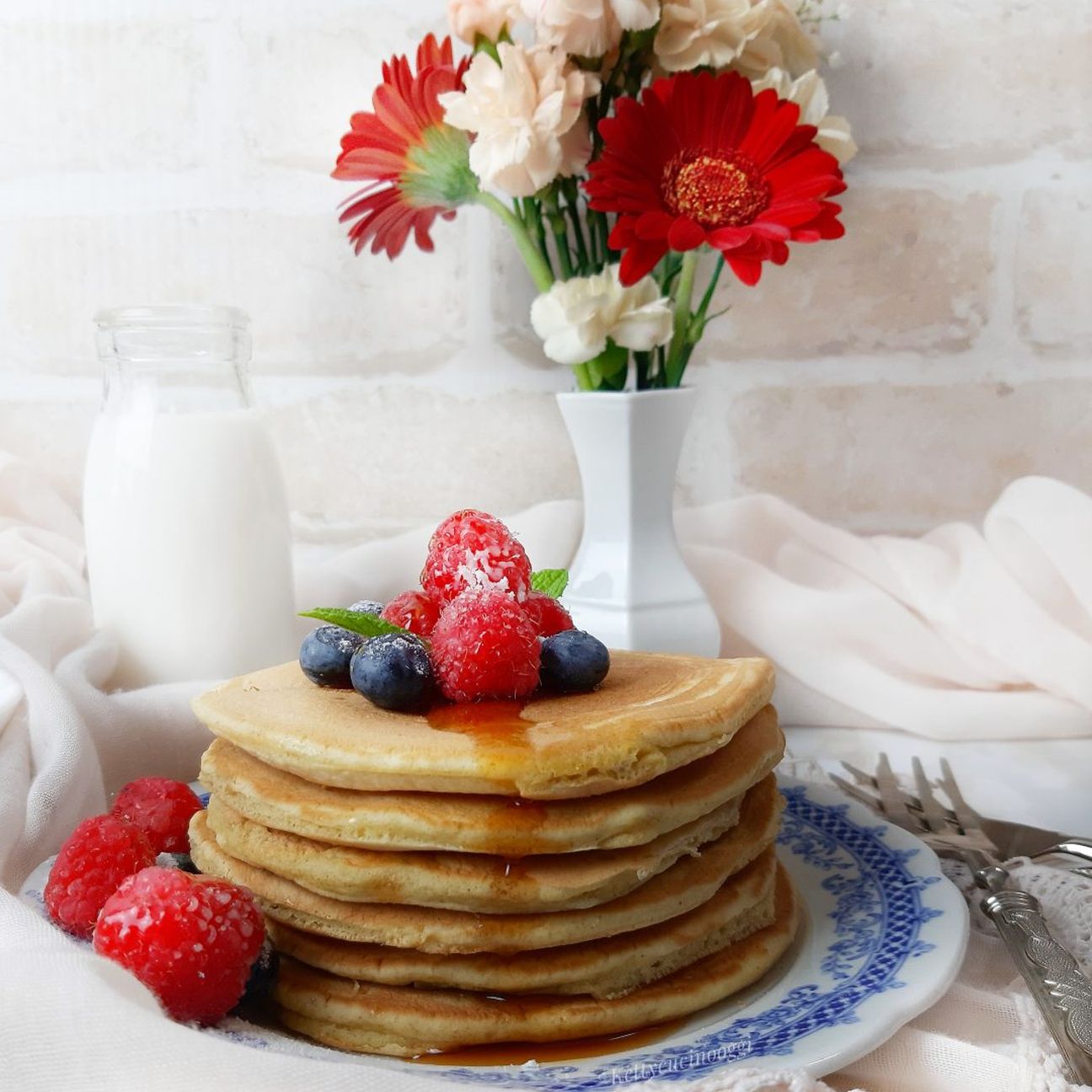 PANCAKES ALLA VANIGLIA CON LI.CO.LI