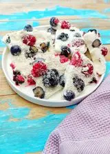 Ricetta FROZEN YOGURT BARK AI FRUTTI ROSSI