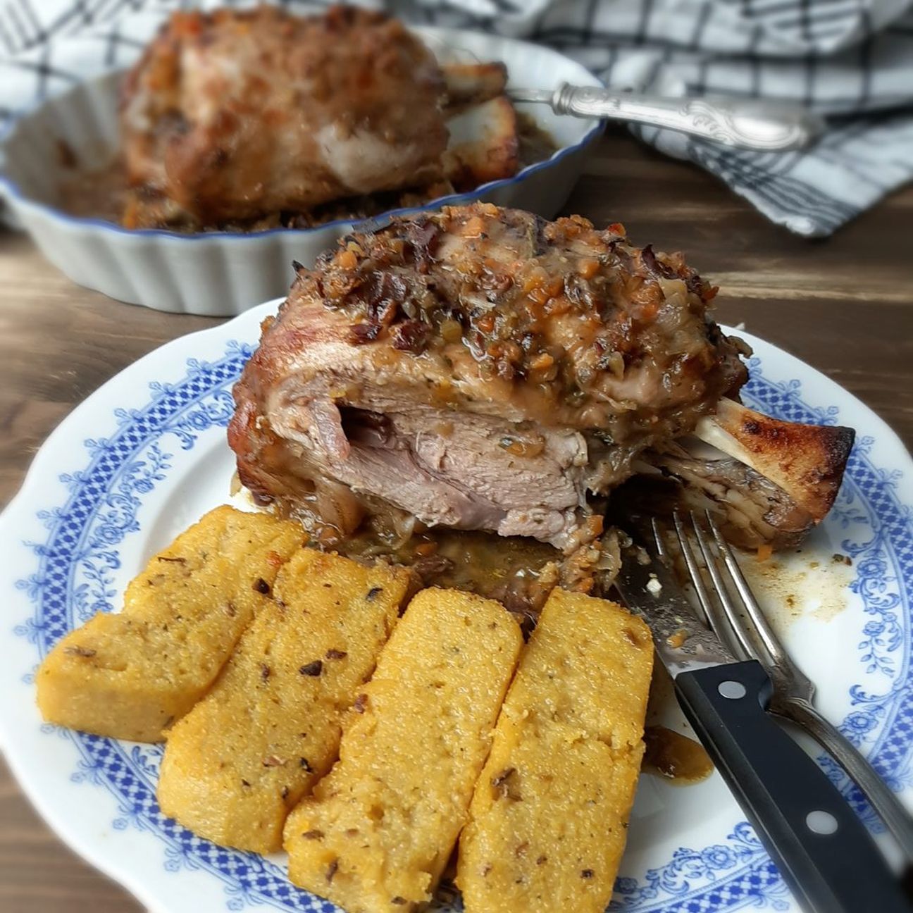 STINCO IN SALSA GREMOLADA