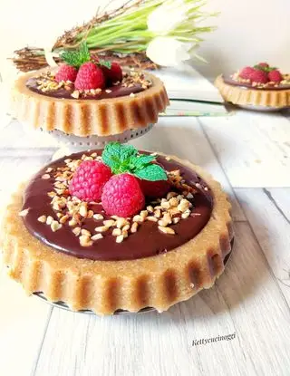 Ricetta MINI CHEESECAKE LAMPONI CIOCCOLATO SENZA FORNO

 di kettycucinooggi