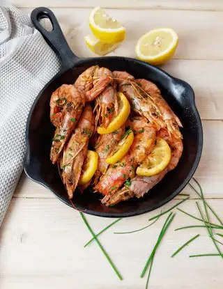 Ricetta GAMBERONI IN PADELLA ALLA PAPRIKA


 di kettycucinooggi