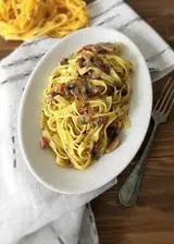 Ricetta TAGLIATELLE CON CHAMPIGNON E SALAME TARTUFATO