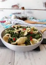 Ricetta ORECCHIETTE CON LA CIMA DI RAPA