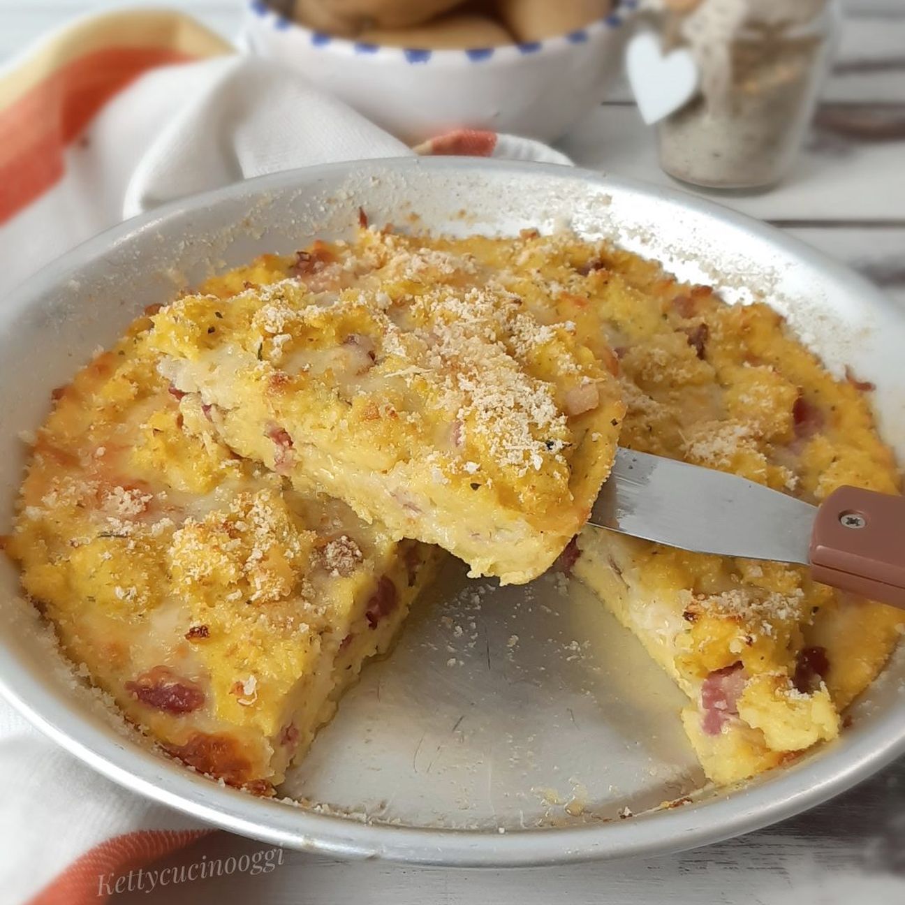 TORTINO DI PATATE CON SALAME E PECORINO