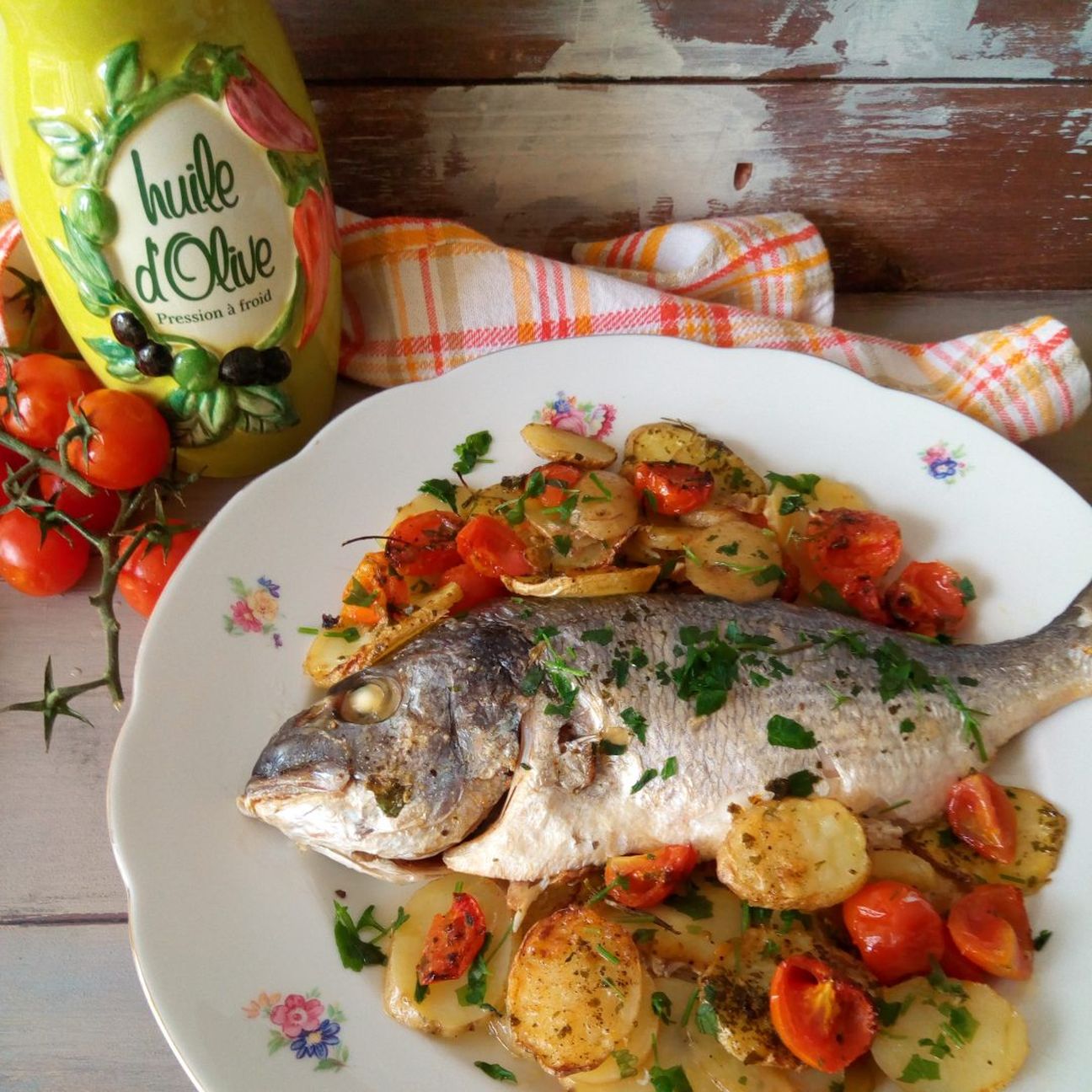 ORATA AL FORNO CON PATATE