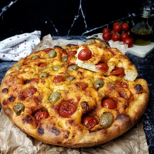Copertina della ricetta FOCACCIA PUGLIESE SENZA PATATE di kettycucinooggi