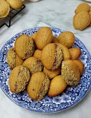 Ricetta MADELEINE CAFFE' E PISTACCHIO di kettycucinooggi