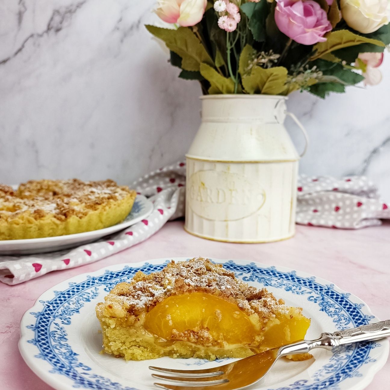 BRISOLONA CON PESCHE E AMARETTI