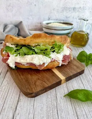 Ricetta Mezza luna di pizza farcita di kettycucinooggi