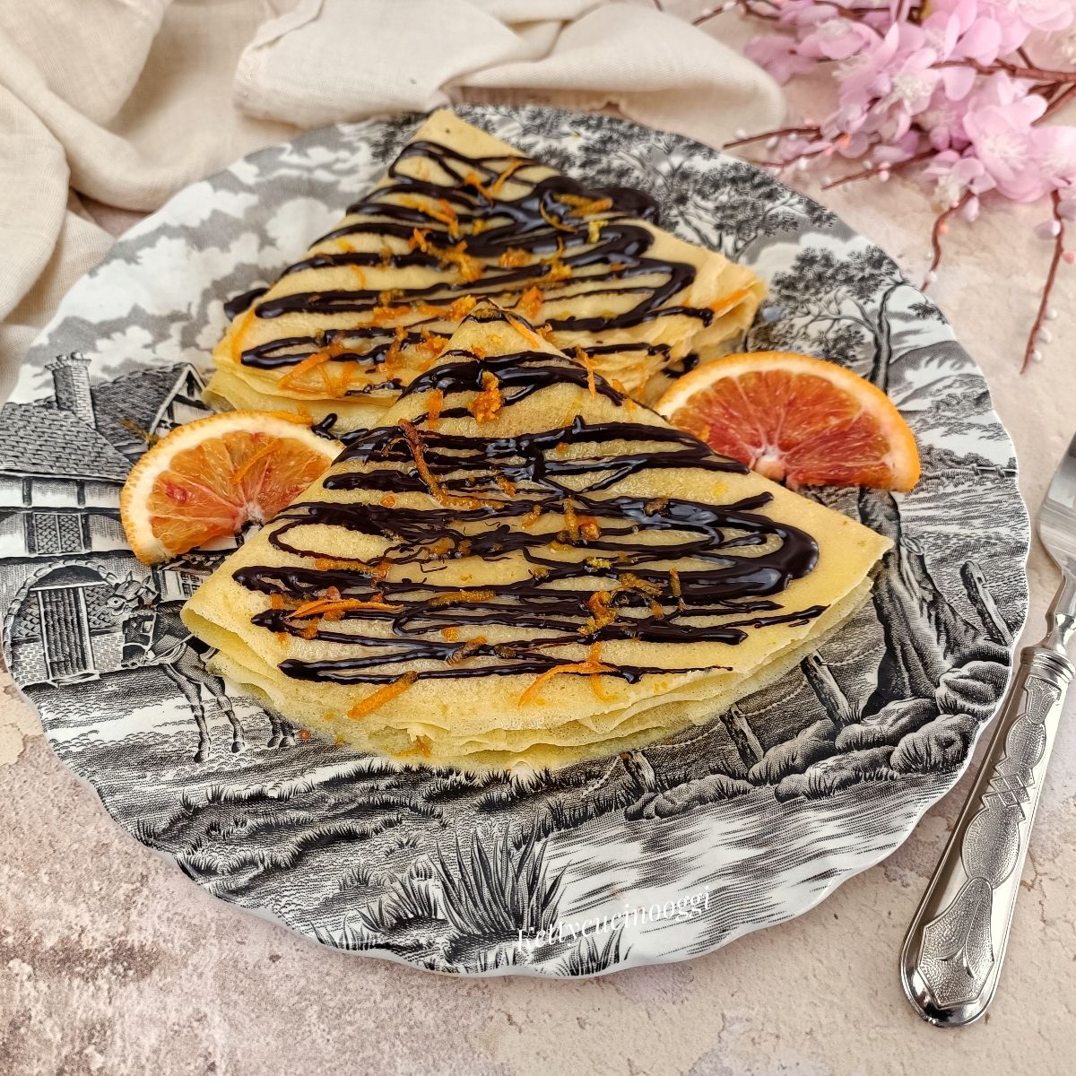 CRÊPES SUZETTE CON CIOCCOLATO
