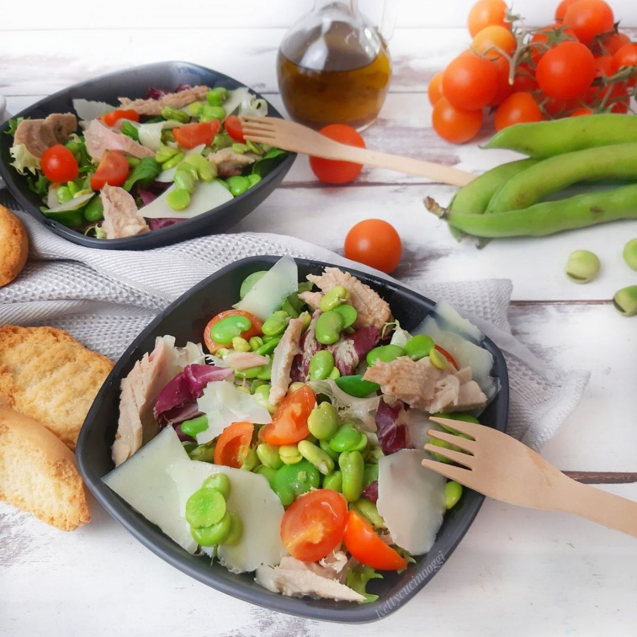 INSALATA FRESCA CON FAVE E TONNO
