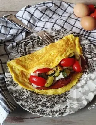 Ricetta OMELETTE CON ZUCCHINE E POMODORINI di kettycucinooggi