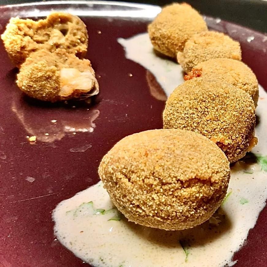 Polpette di lenticchie filanti