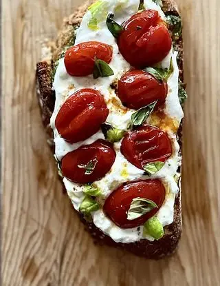 Ricetta Caprese in Bruschetta di GiaGia