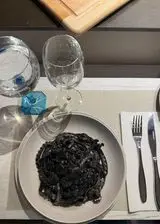 Ricetta Reginette al nero di seppia e gamberetti
