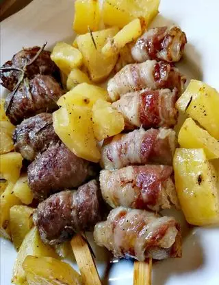 Ricetta Paccanelli foggiani e involtini con salsiccia e pancetta. di anna_maria094