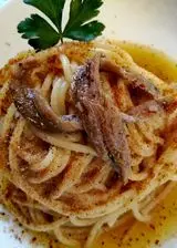 Ricetta Spaghetti con alici, colatura e bottarga di muggine