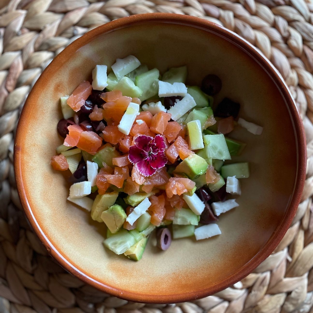 Insalata di salmone
