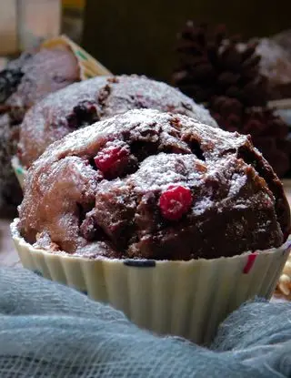Ricetta Muffin al cioccolato fondente e frutti di bosco di zeldaskitchen
