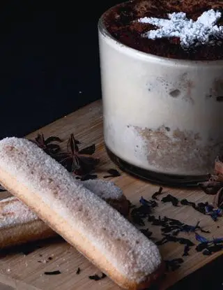 Ricetta Tiramisù al tè nero con note di fiordaliso di zeldaskitchen