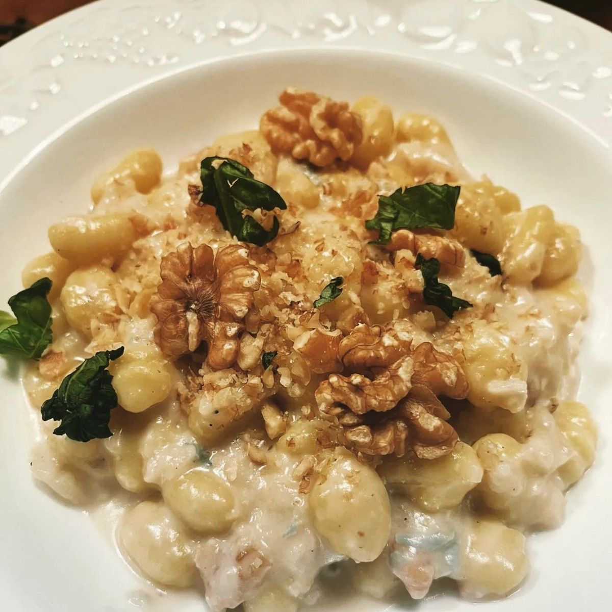 Gnocchi con pere gongorzola e noci