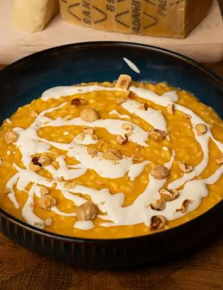 Ricetta Risotto alla zucca, nocciole tostate e fonduta al Grana Padano di granapadano