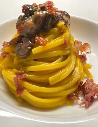 Ricetta Linguine con crema di zucca, porcini e crudo di Parma di robertobuemi