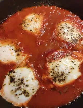 Ricetta Uova al pomodoro 🍳🍅 di francesca.mangone