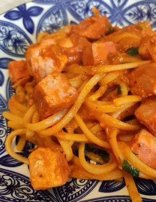 Ricetta Linguine con sugo di datterini e tonno di francesca.mangone