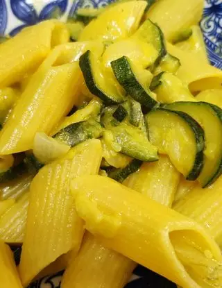 Ricetta Pennoni con Philadelphia, zucchine e zafferano di francesca.mangone