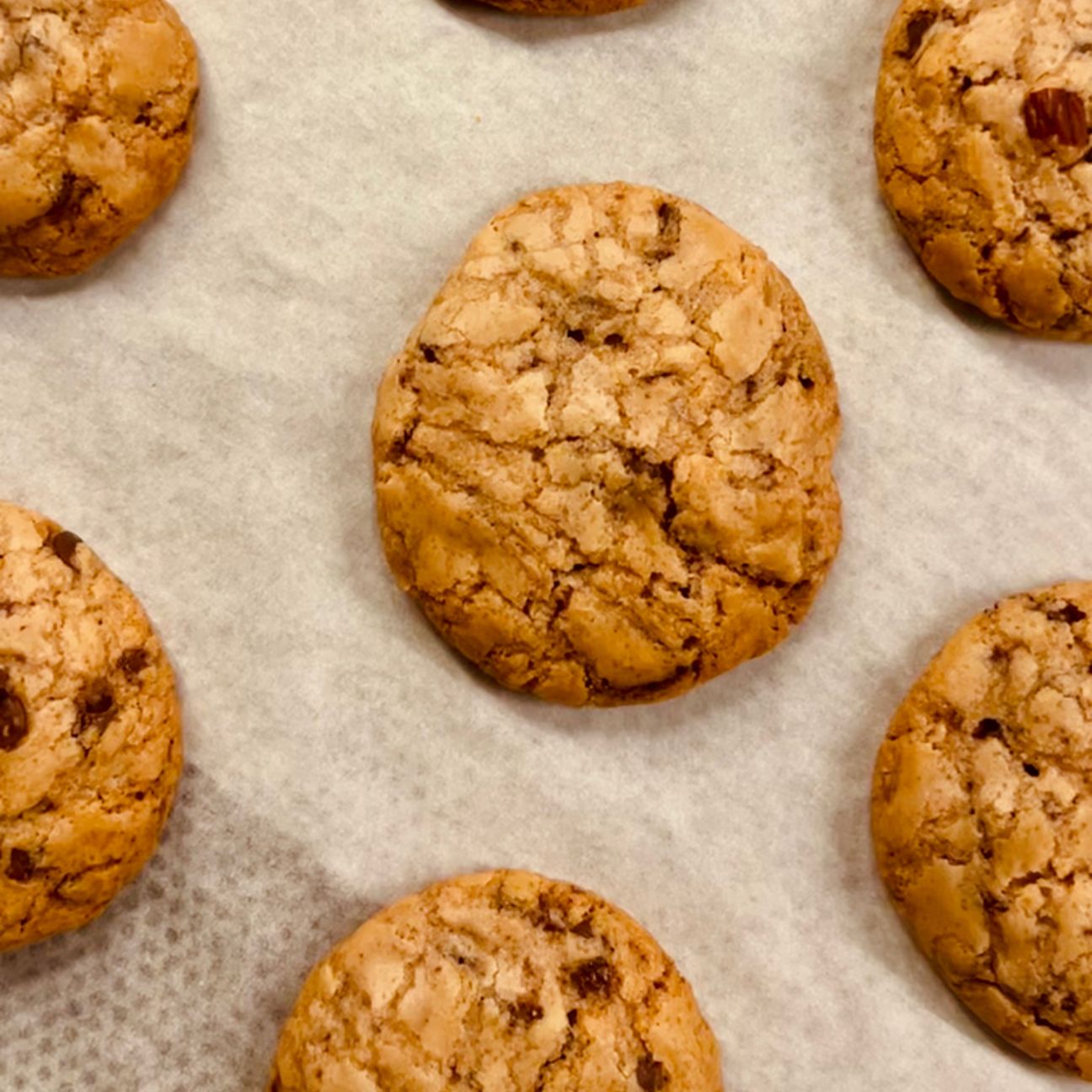 Cookies SENZA GLUTINE con cioccolato, mandorle e noci pecan