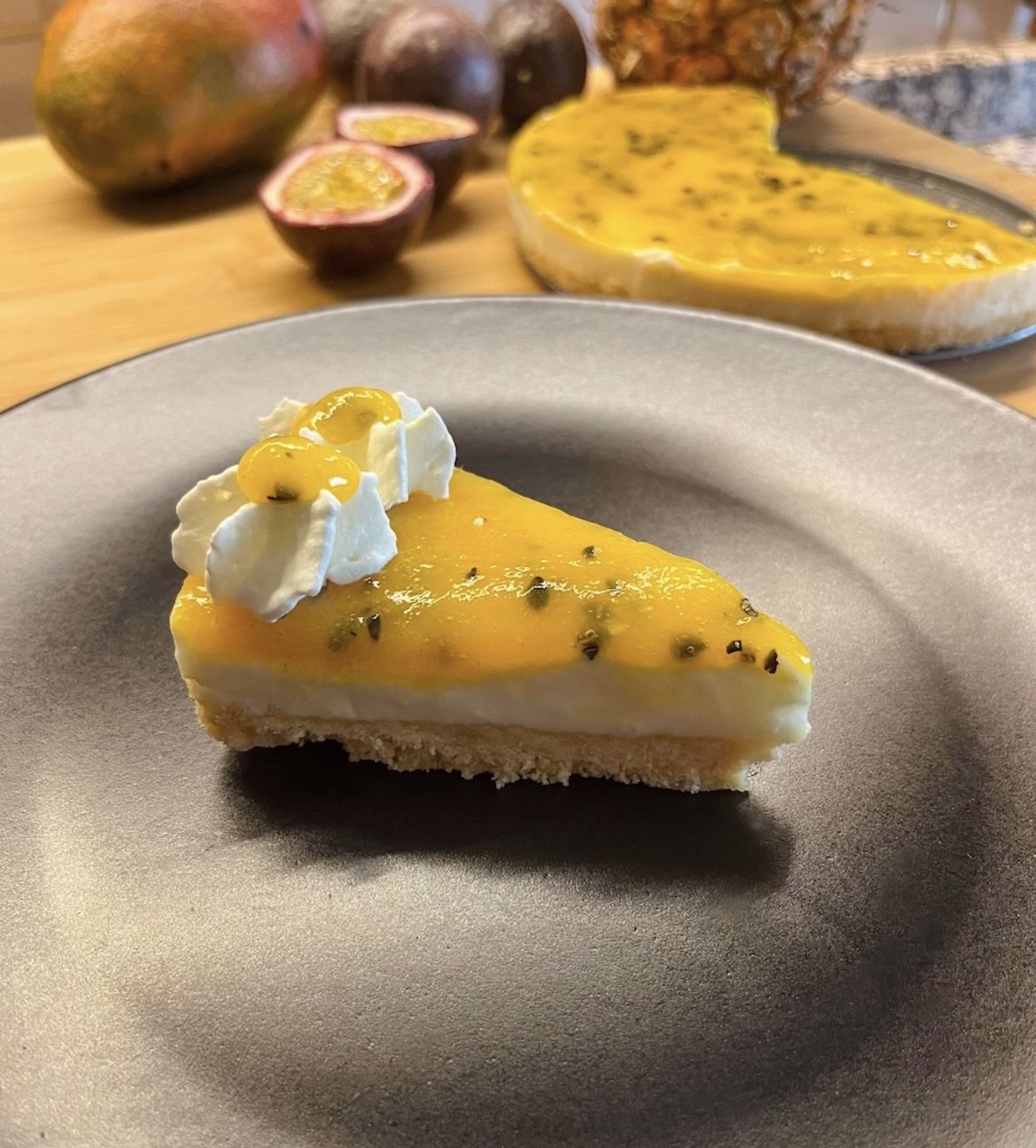 Cheesecake al mango e frutti della passione
