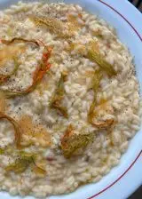 Ricetta Risotto con carbocrema e fiori di zucchine