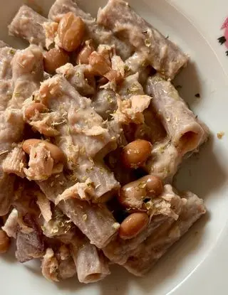 Immagine ricetta Pasta con crema di fagioli, tonno e cipolla